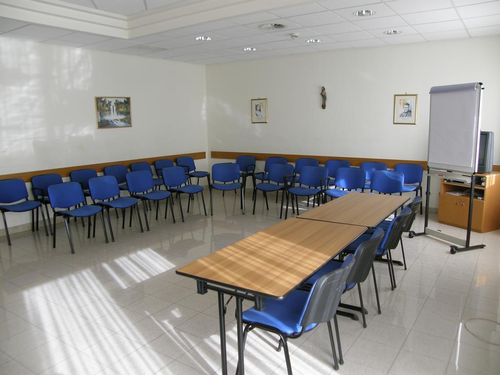 Hotell Maria 4*